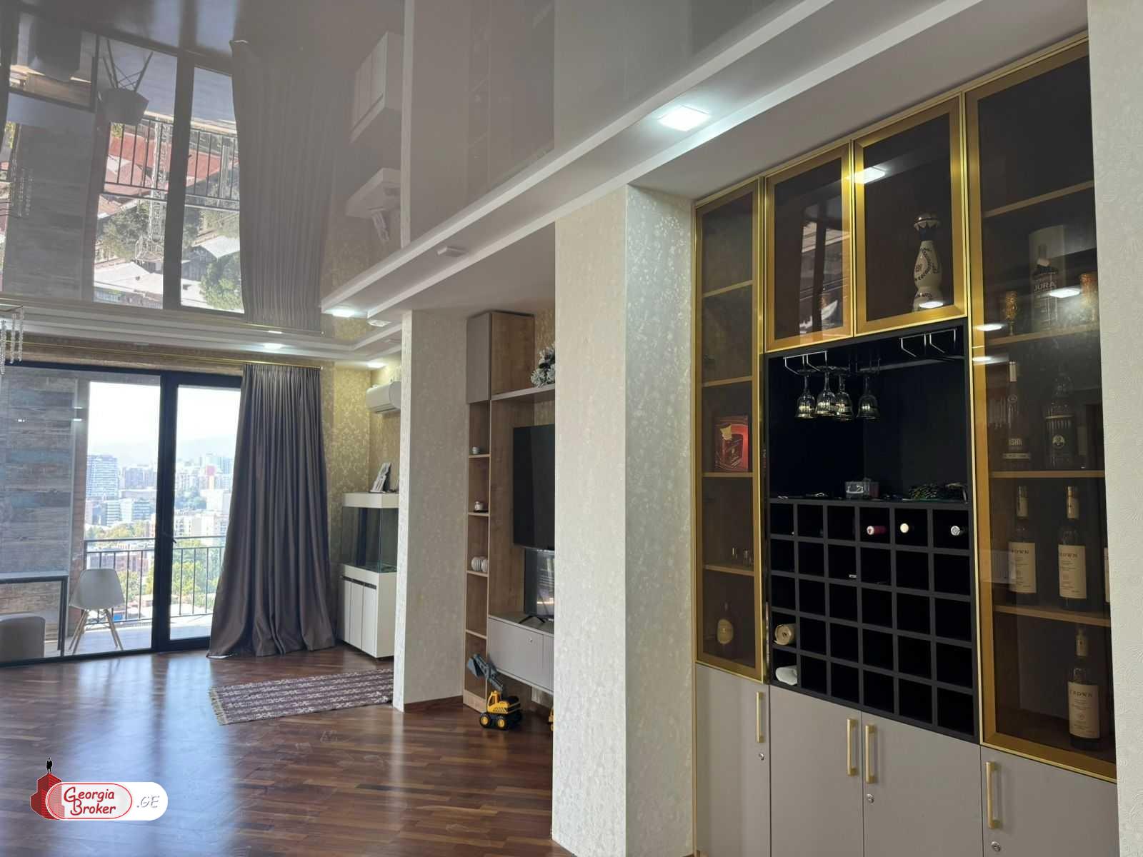 nearly repaired 4-room apartment for sale